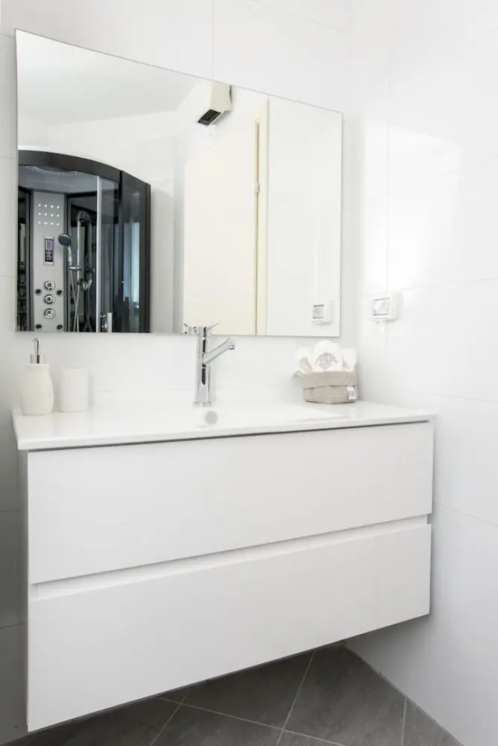 Eshkol Housing Haifa - Wallenberg Suites Complex