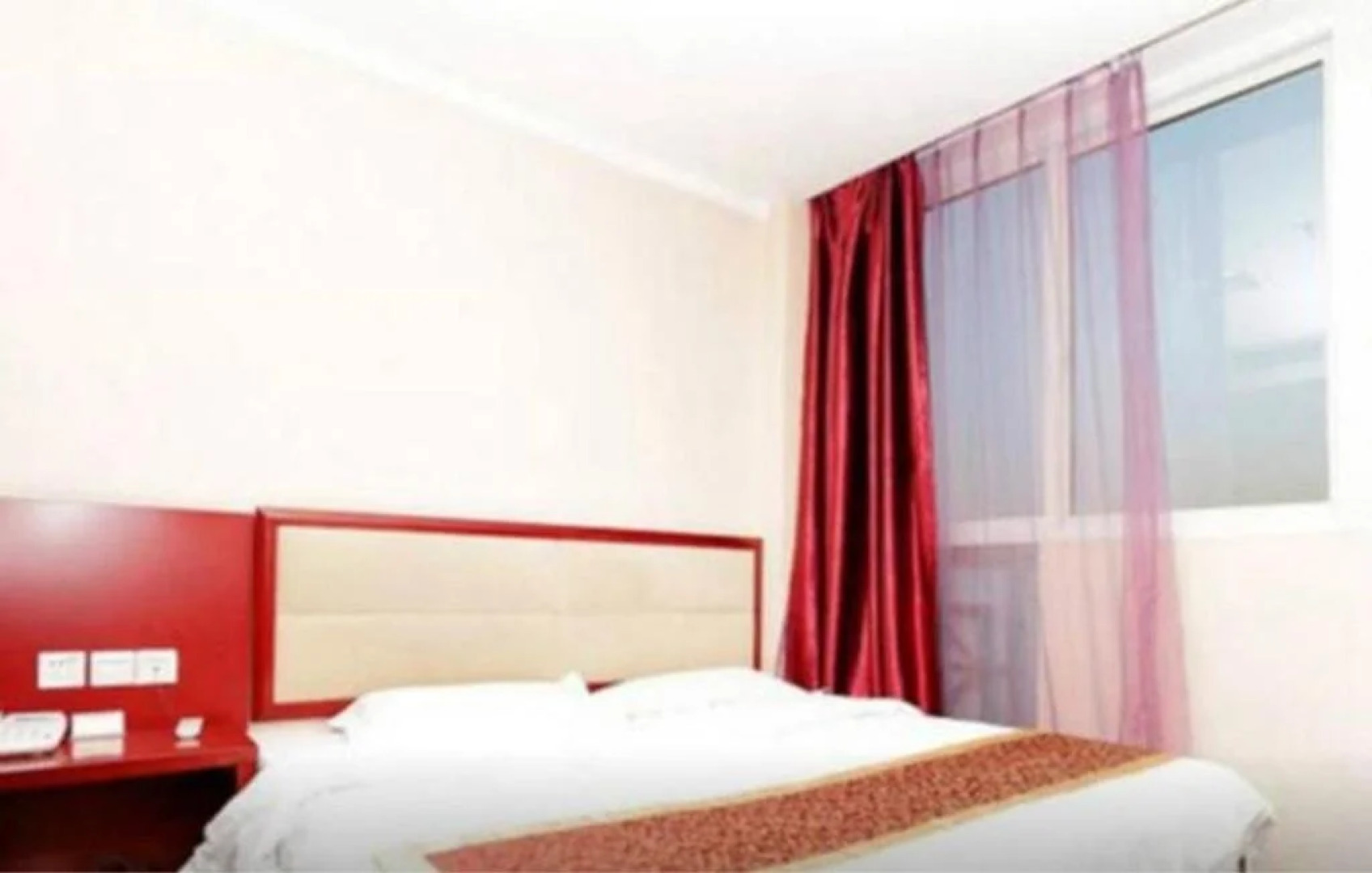 Chuzhou Yuandingge Hotel