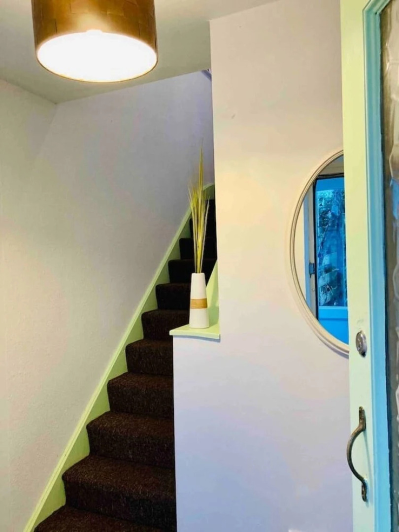 Cosy Classy 2-bed Maisonette, Village nr Newquay