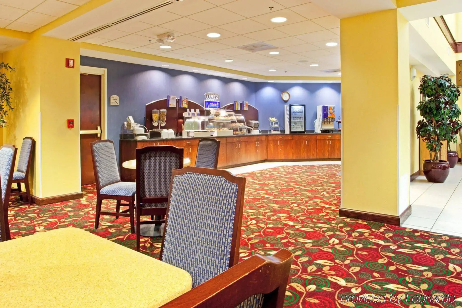 Holiday Inn Express Richmond Airport by IHG