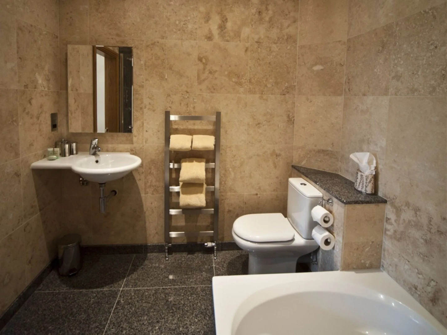 The Saddleworth Hotel