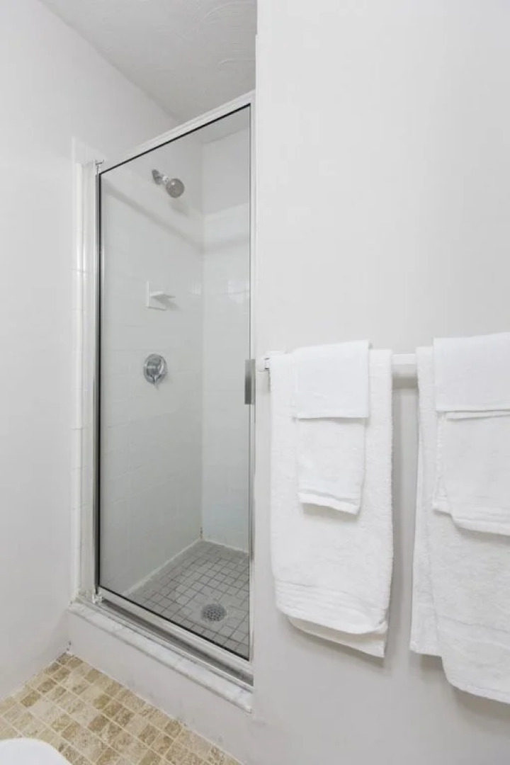 Concord Square Suites