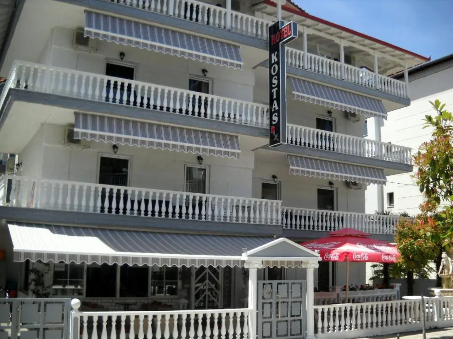 Hotel Kostas