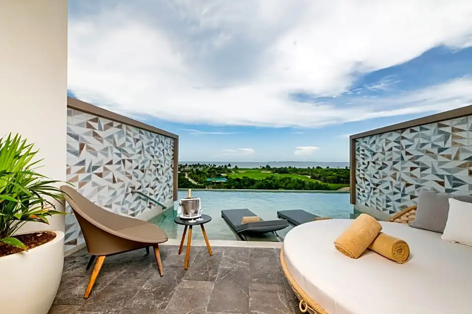 Inspira Atelier Playa Mujeres