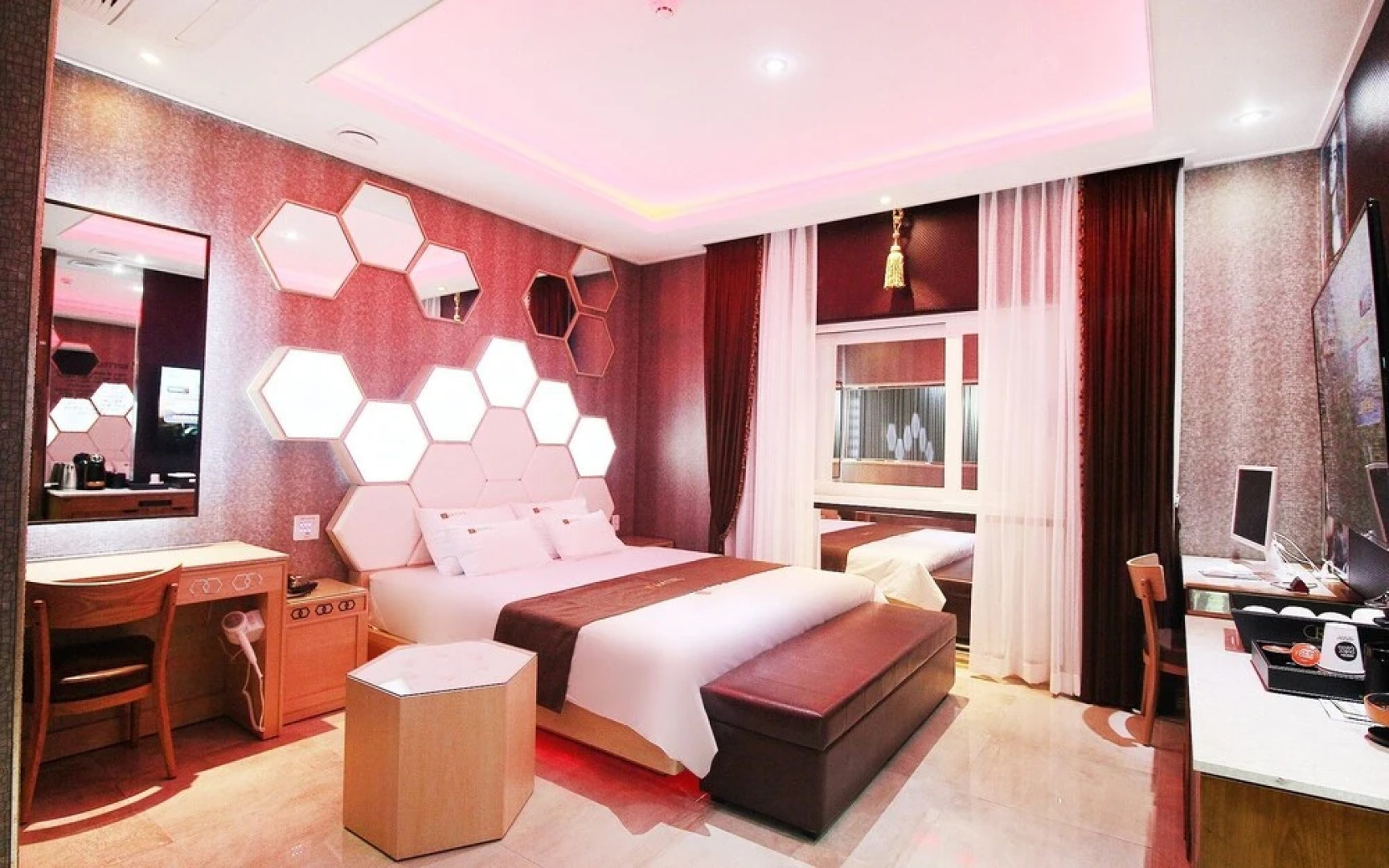 Mungyeong Myeongpum Hotel Geonilla