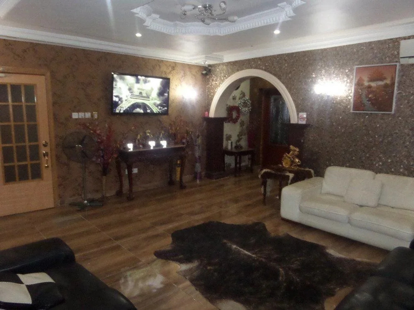 Firstview Luxury Apartment Hotel