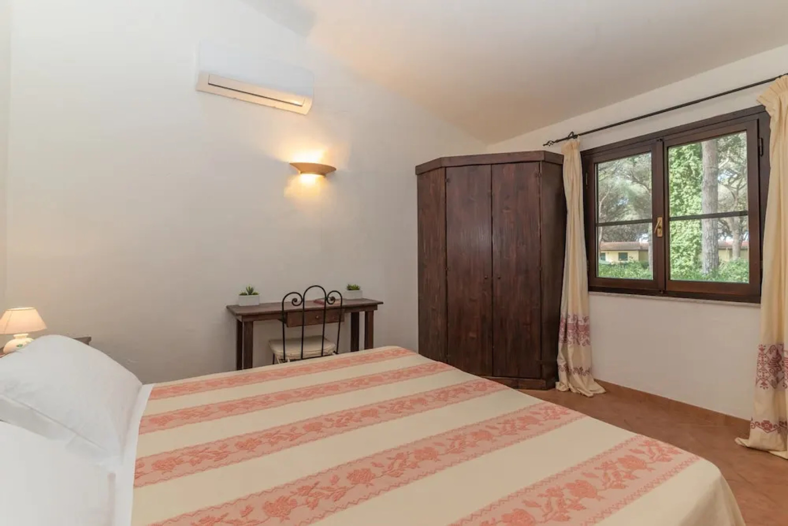 13 Ala Birdi Cottage 150m From The Beach