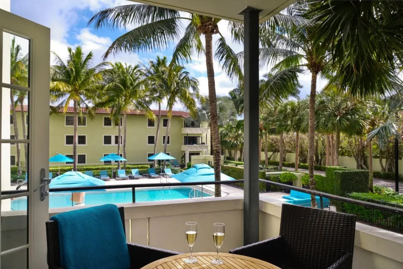 Cloister At The Boca Raton