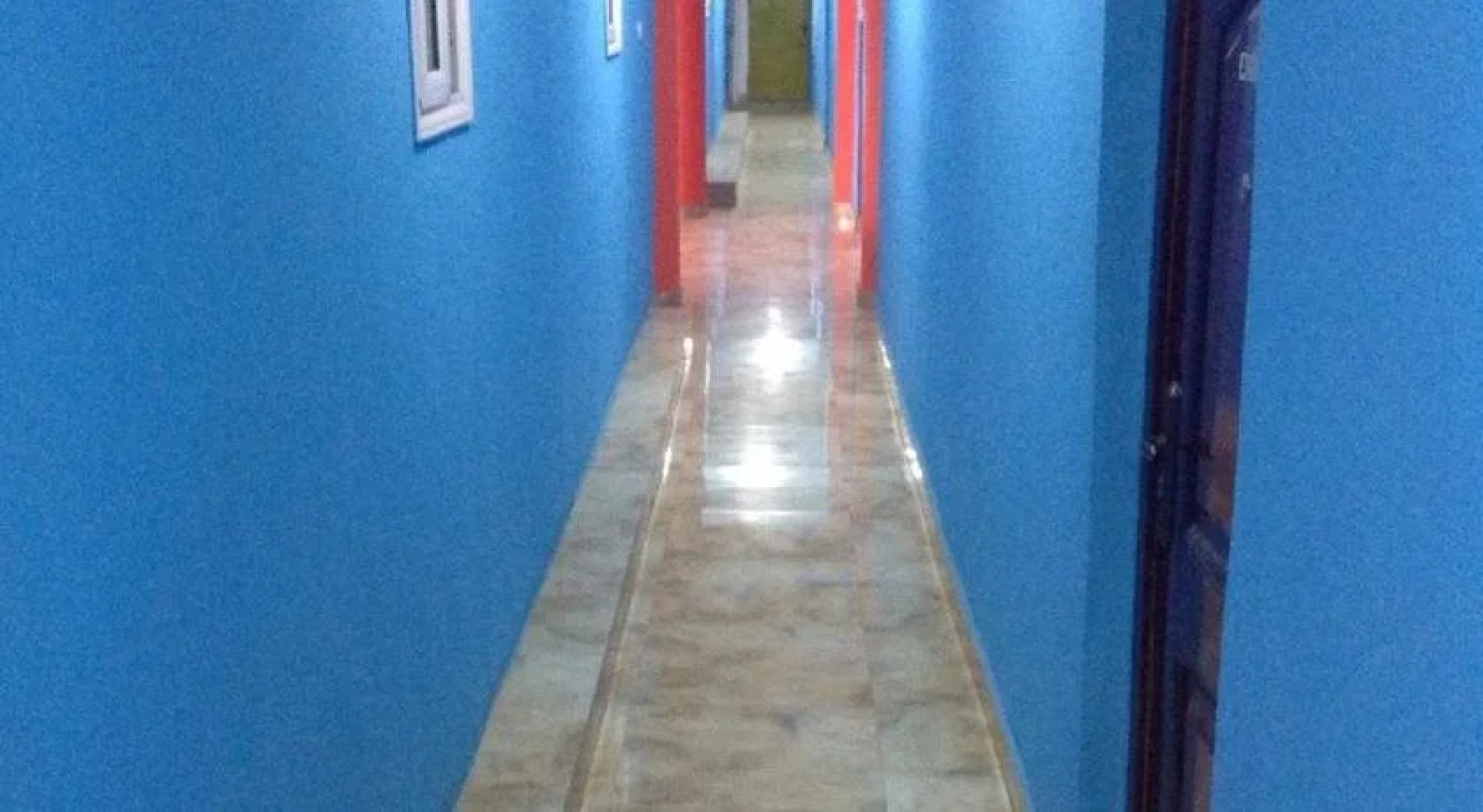 Biney's Apartment Hotel