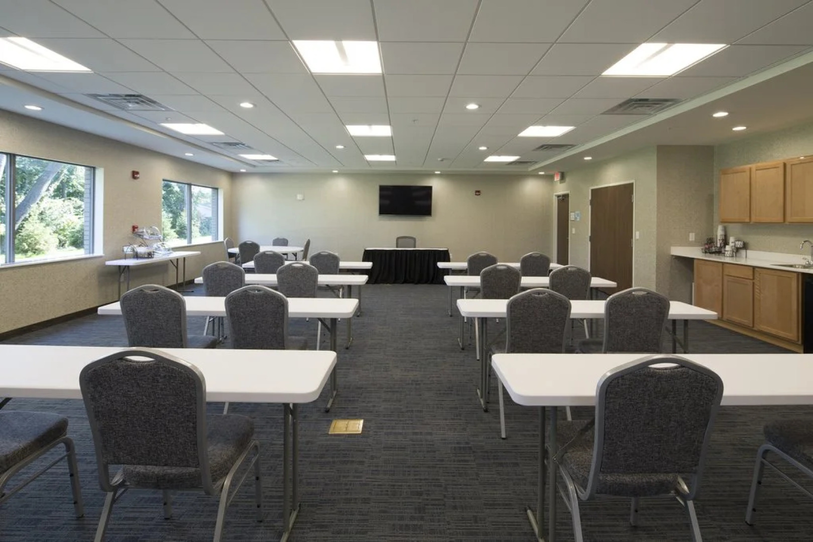 Holiday Inn Express and Suites Portage by IHG