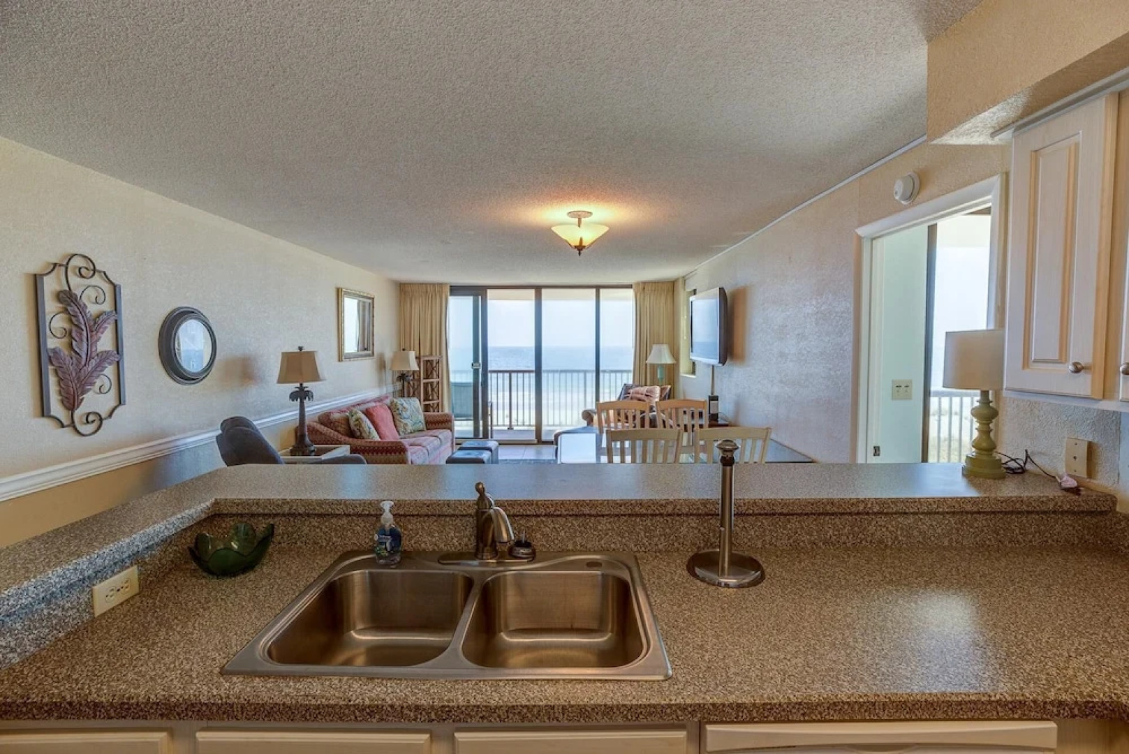 Sea Winds 206 - 3 Br Condo