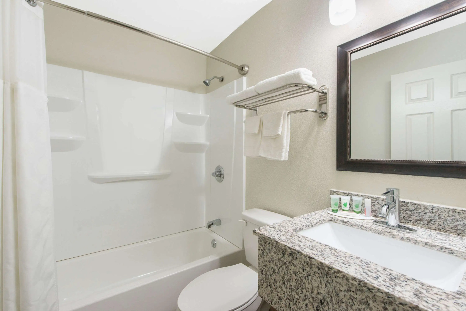 Super 8 by Wyndham Moberly MO