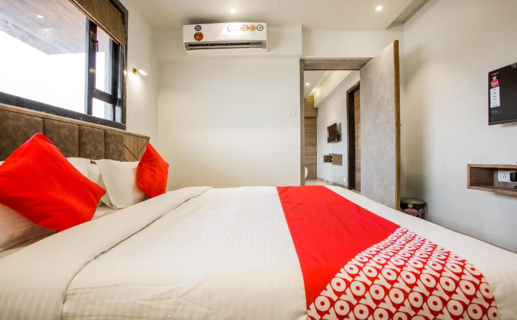 Hotel Gurukrupa Residency by OYO Rooms
