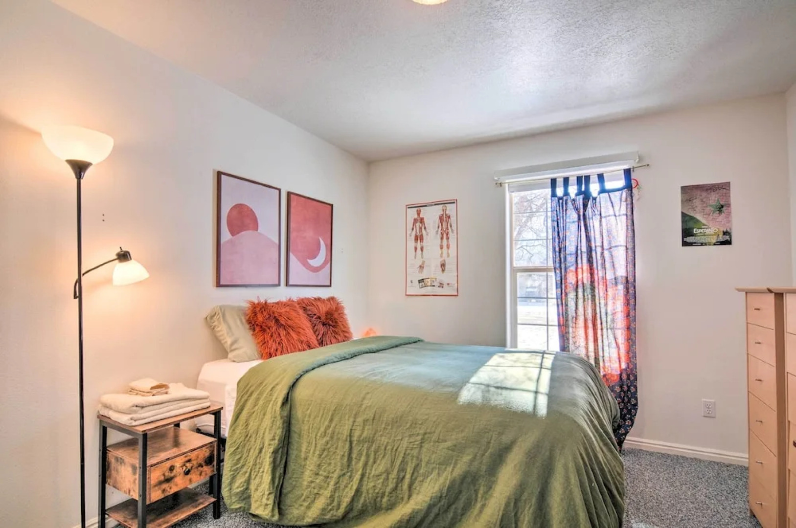 Sunny Retreat ~ 12 Mi to Brian Head Resort!