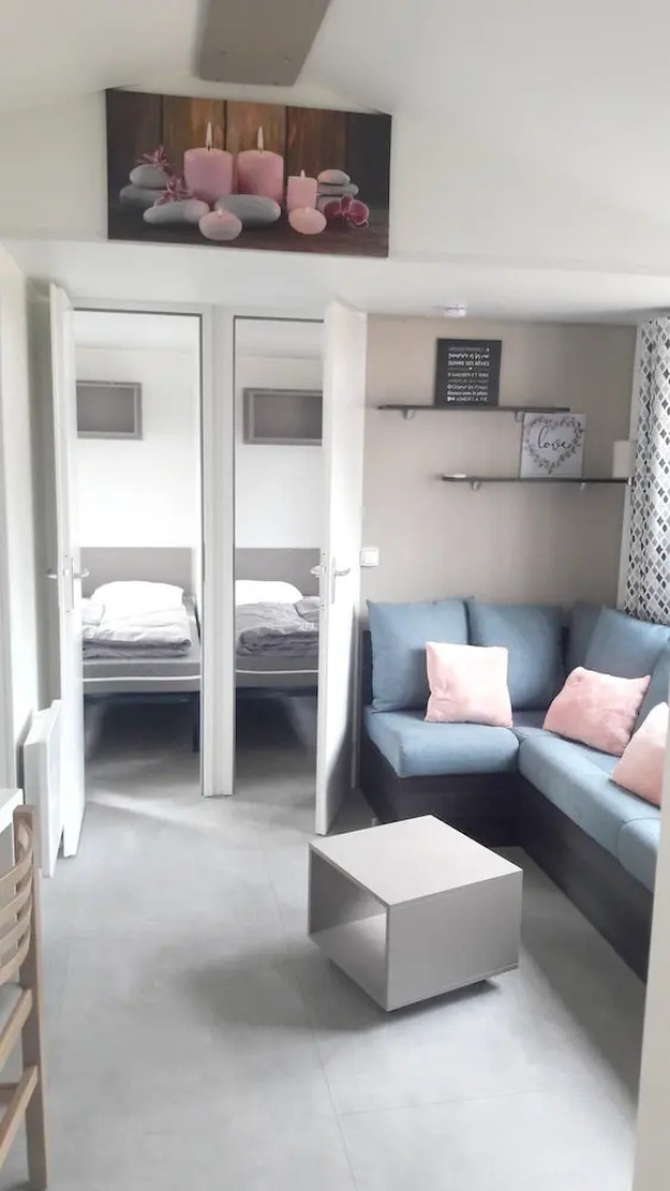 Property With 3 Bedrooms in Saint-julien-en-born, With Shared Pool, Furnished Garden and Wifi - 4 km From the Beach