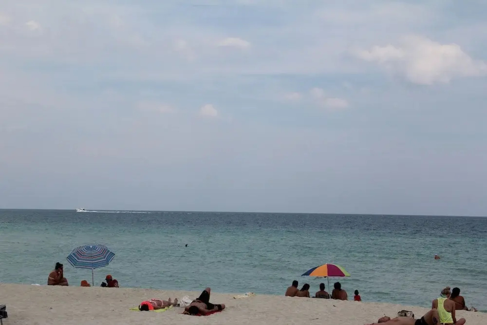 Ocean View Miami Beach Apartment