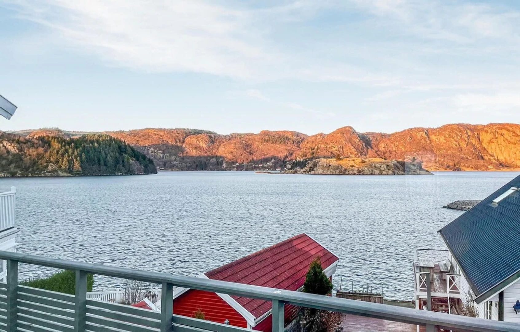 Beautiful Home in Farsund With Wifi and 4 Bedrooms