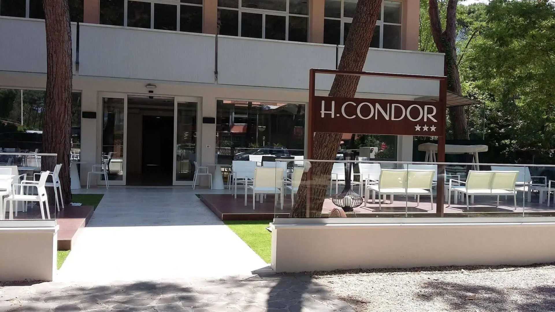 Hotel Condor