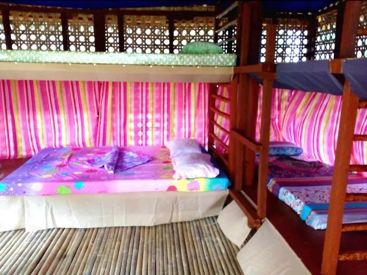 Batuan Hammock Hostel