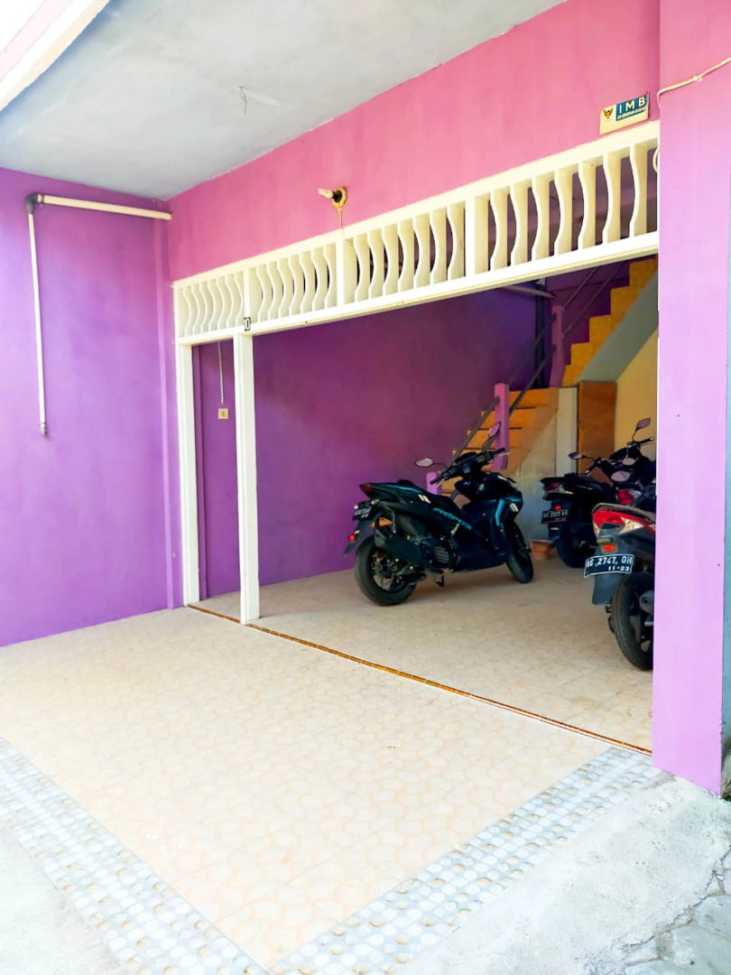 Queen Asri 2 RedPartner