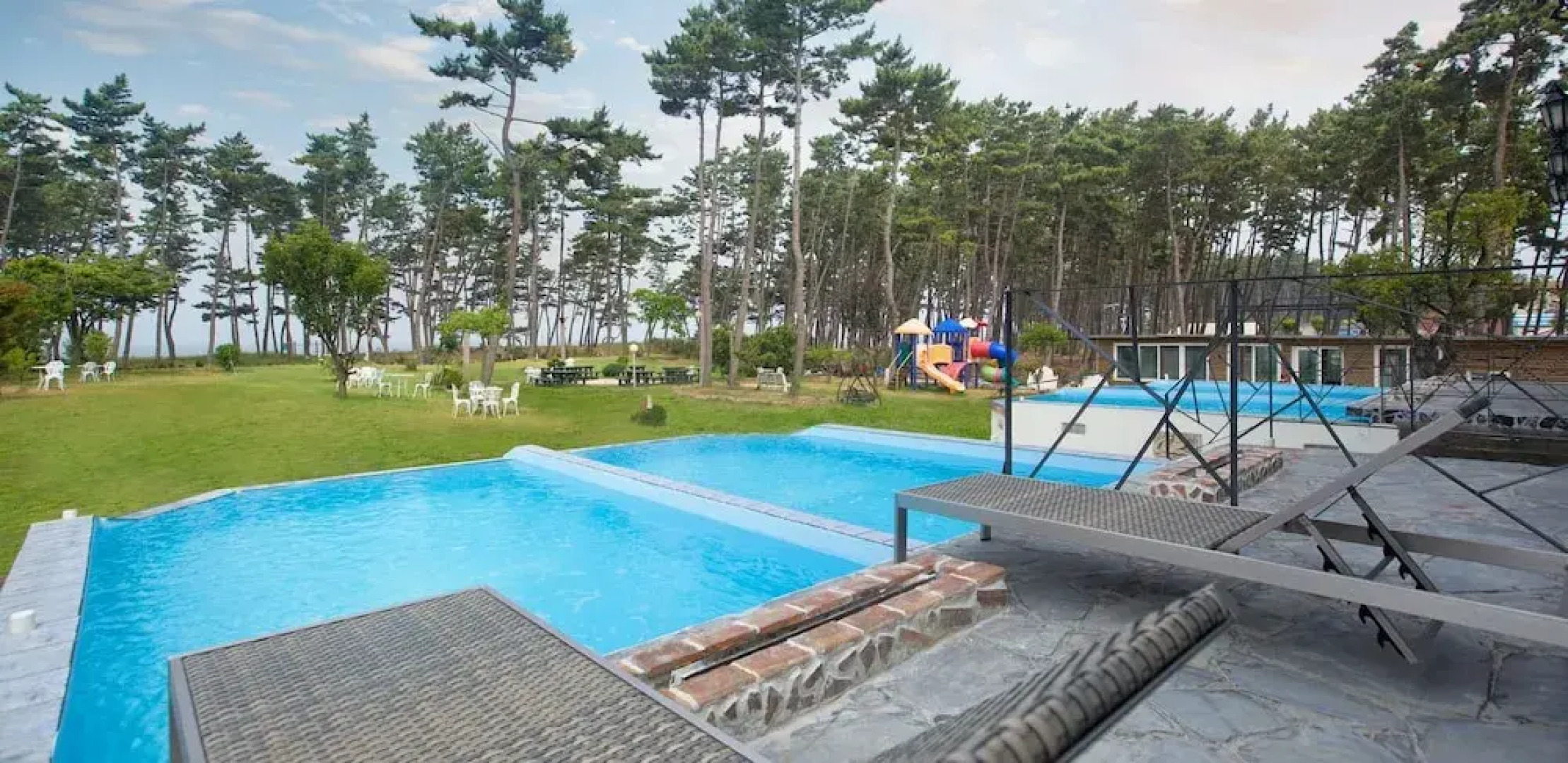 Pool Villa Linderburg