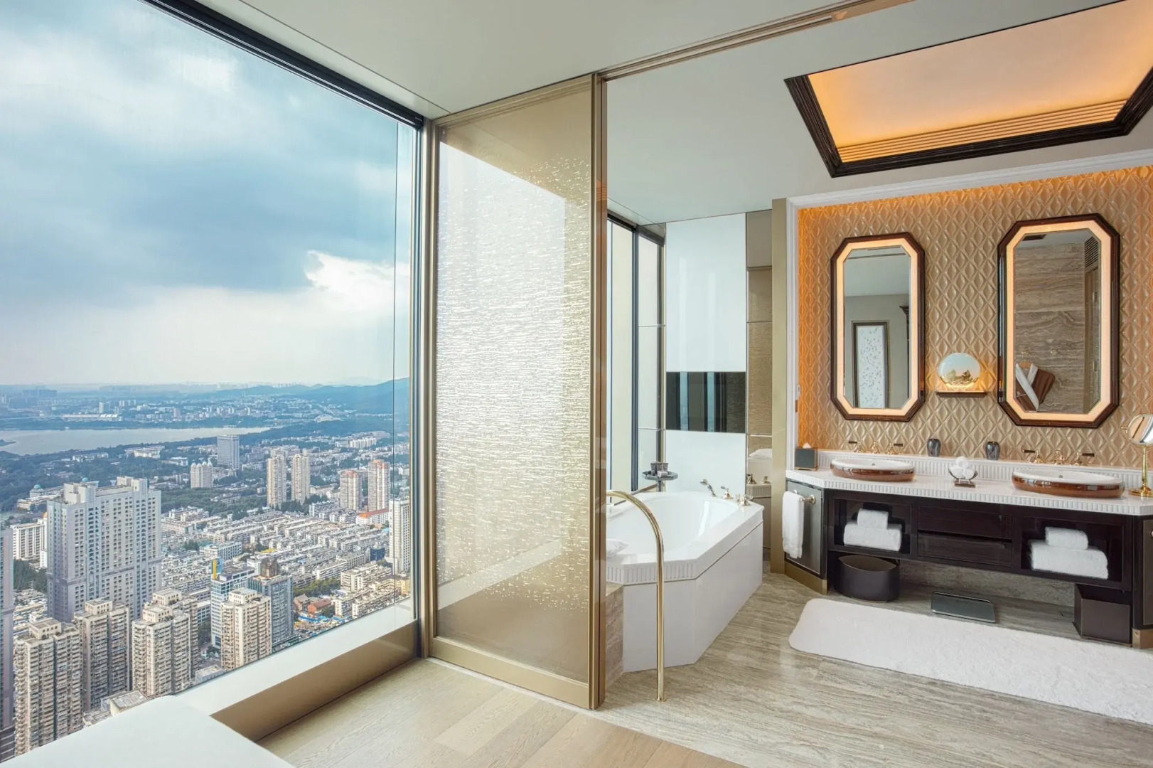 The Ritz-Carlton, Nanjing