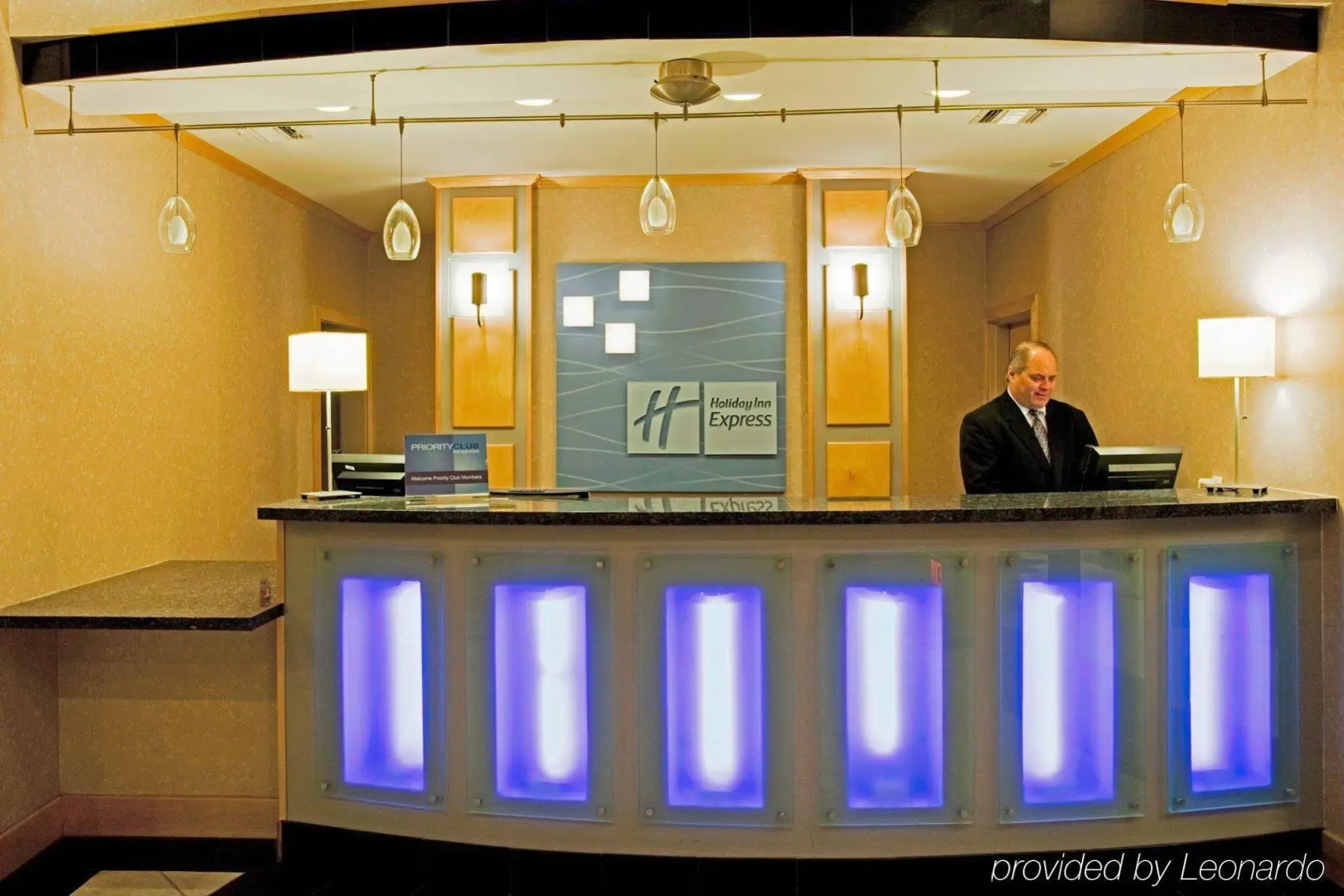 Holiday Inn Express & Suites Amarillo by IHG
