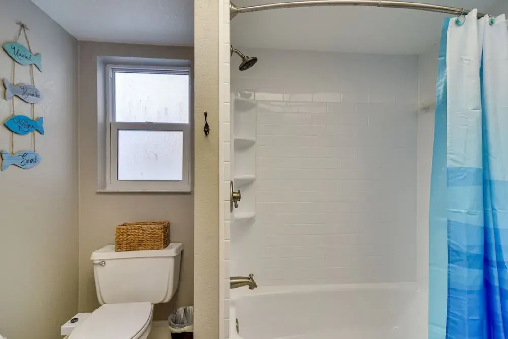 Private Pool, Slide & Treehouse: Largo Retreat