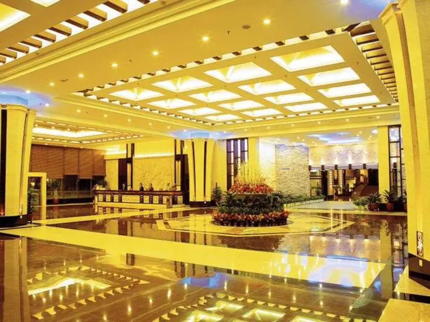 Yang Jiang Hot Spring Hotel