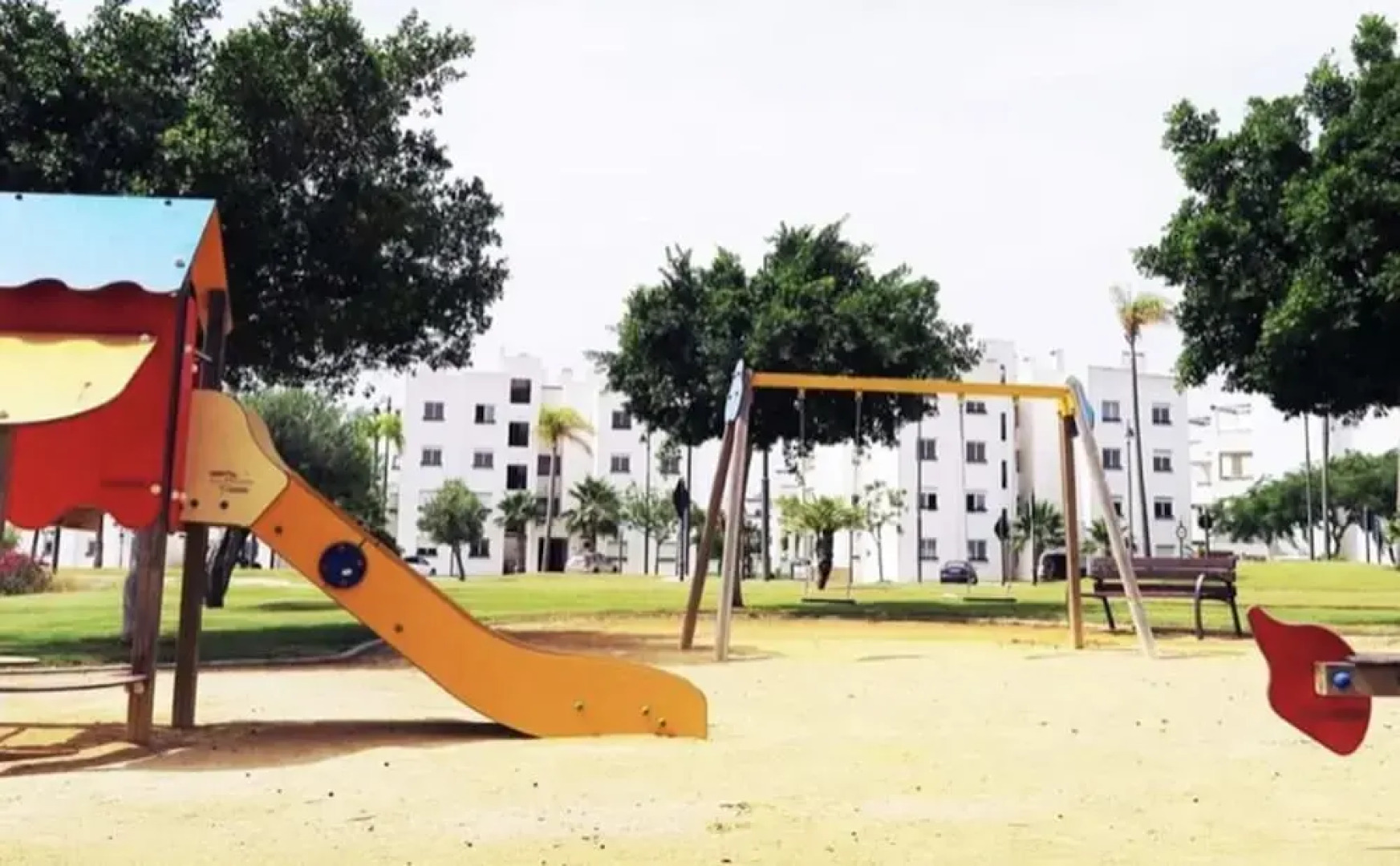 Stylish 2-bed Apartment Overlooking the Fairways