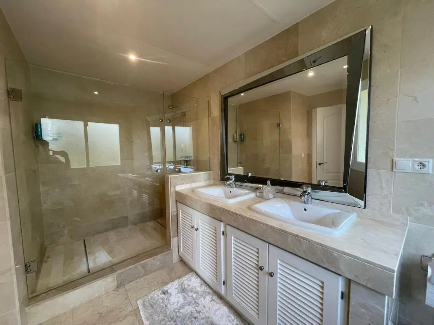 Villa Olga MARBELLA- GOLDEN MILE -Breathtaking SEA VIEW- PRIVATE POOL