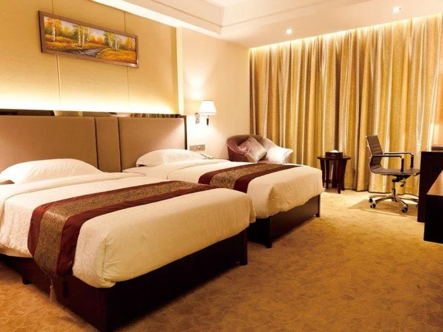 Bandao Mingzhu Hotel