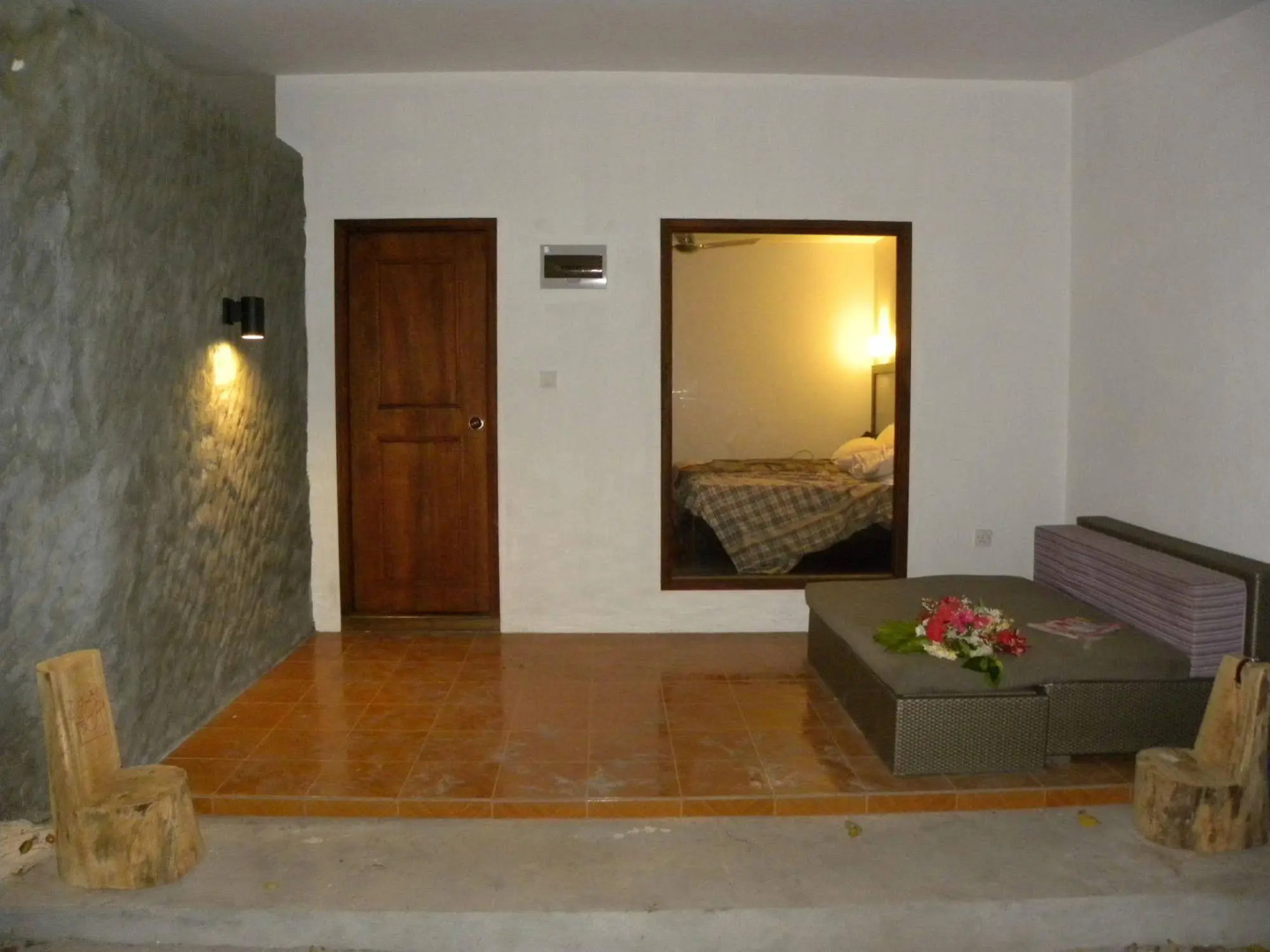 Madi Finolhu Guesthouse