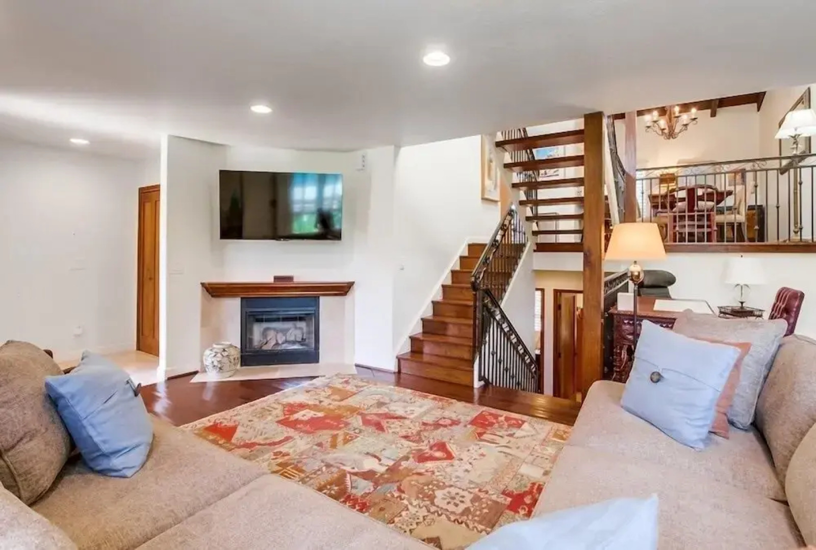 Sbtc161 3 Bedroom Condo