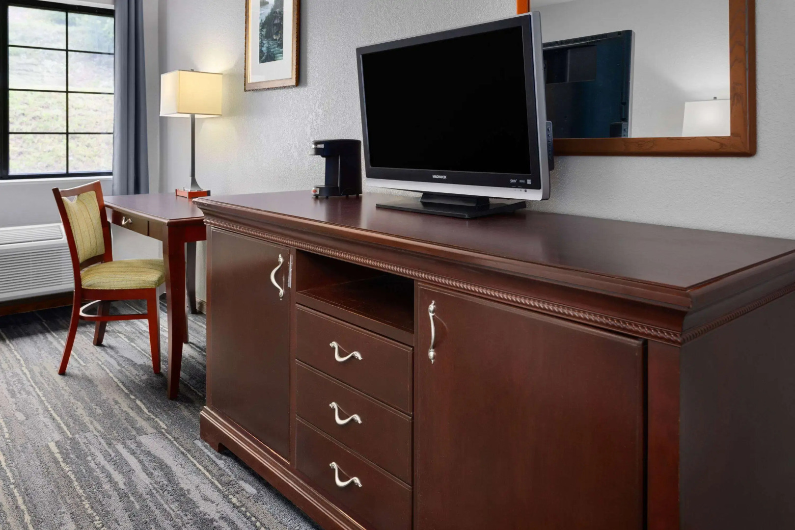 Days Inn by Wyndham Iron Mountain