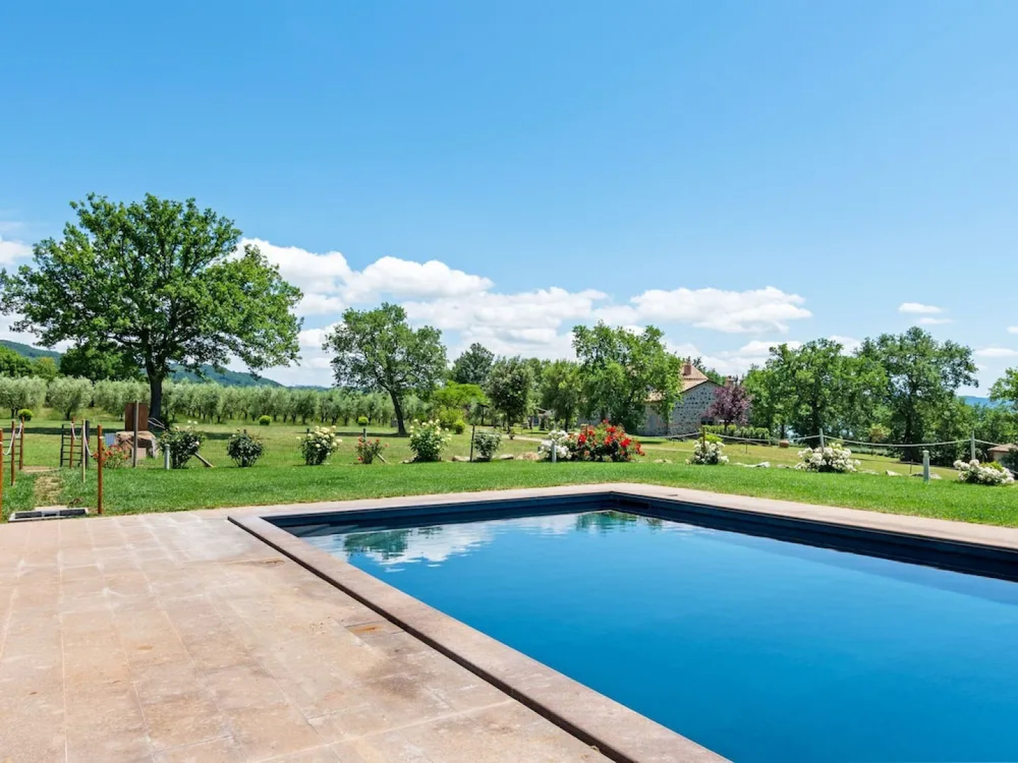 Vintage Holiday Home in Bolsena With Swimming Pool