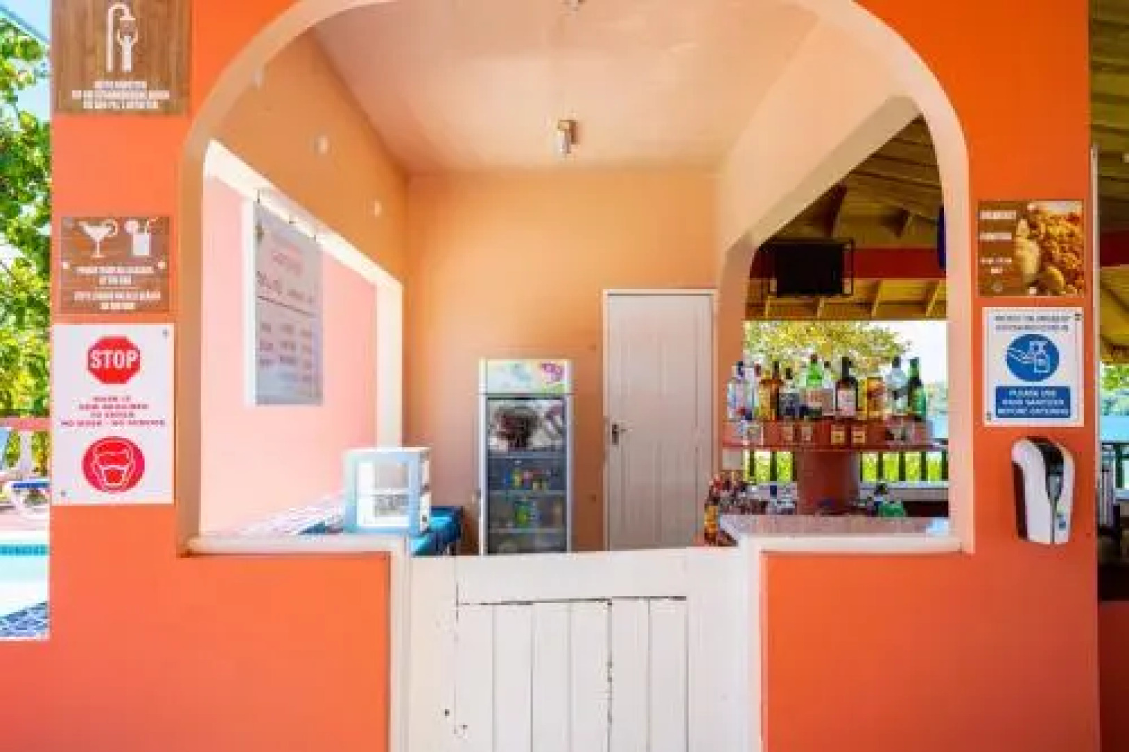 Shields Negril Villas