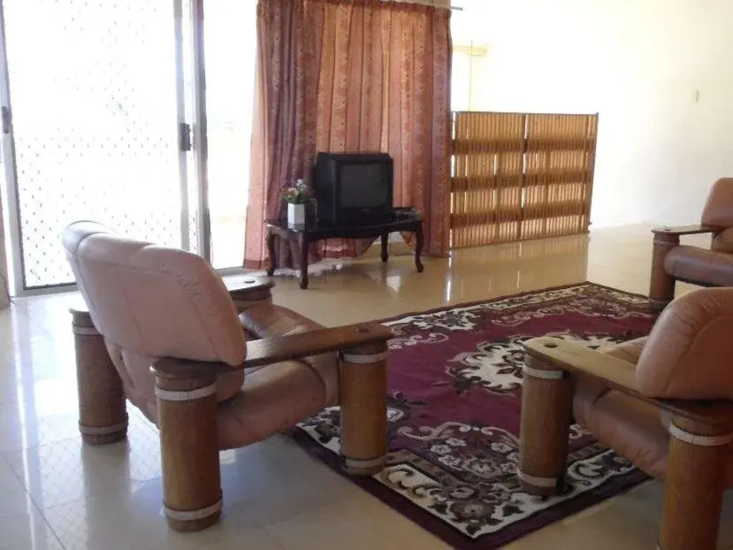 Paradise Lodge