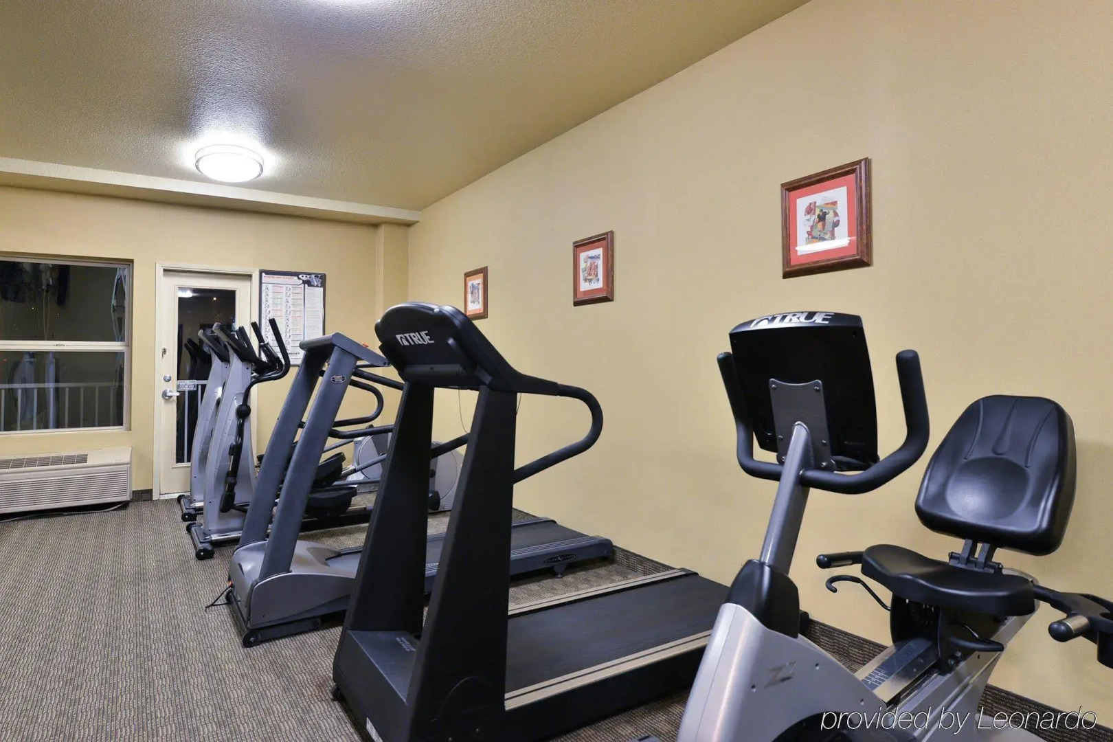 Holiday Inn Express Portland SE- Clackamas Area by IHG