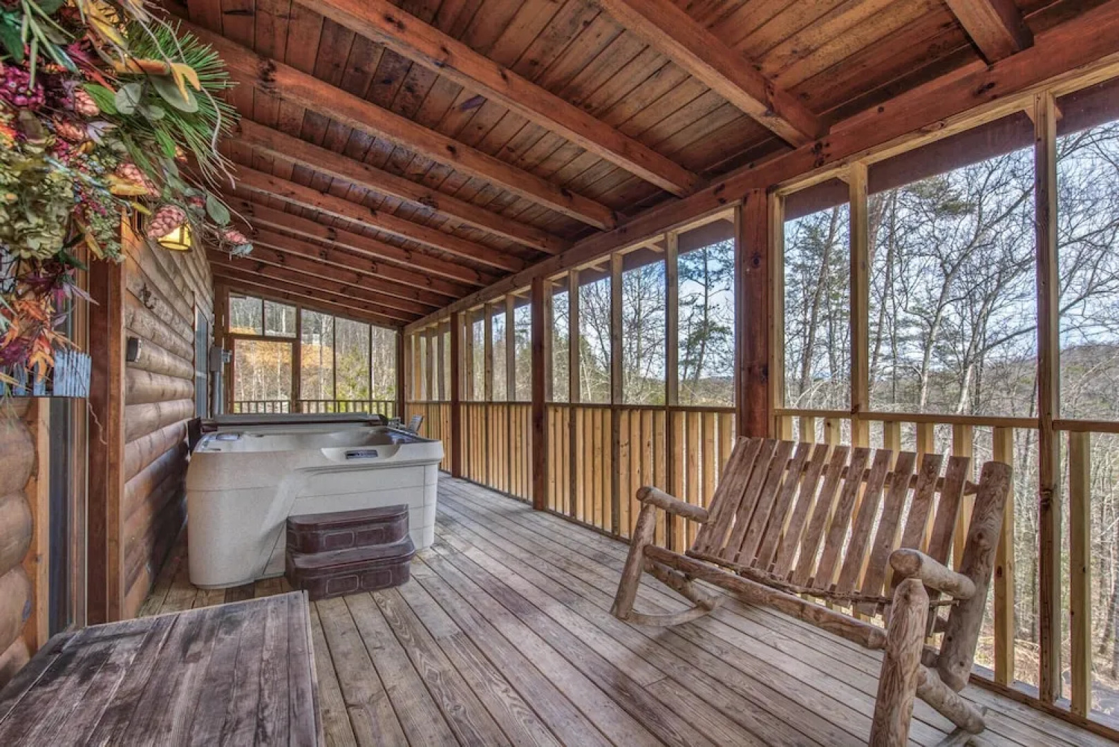 Woodland Wonder w/ Hot Tub and Pool Table!