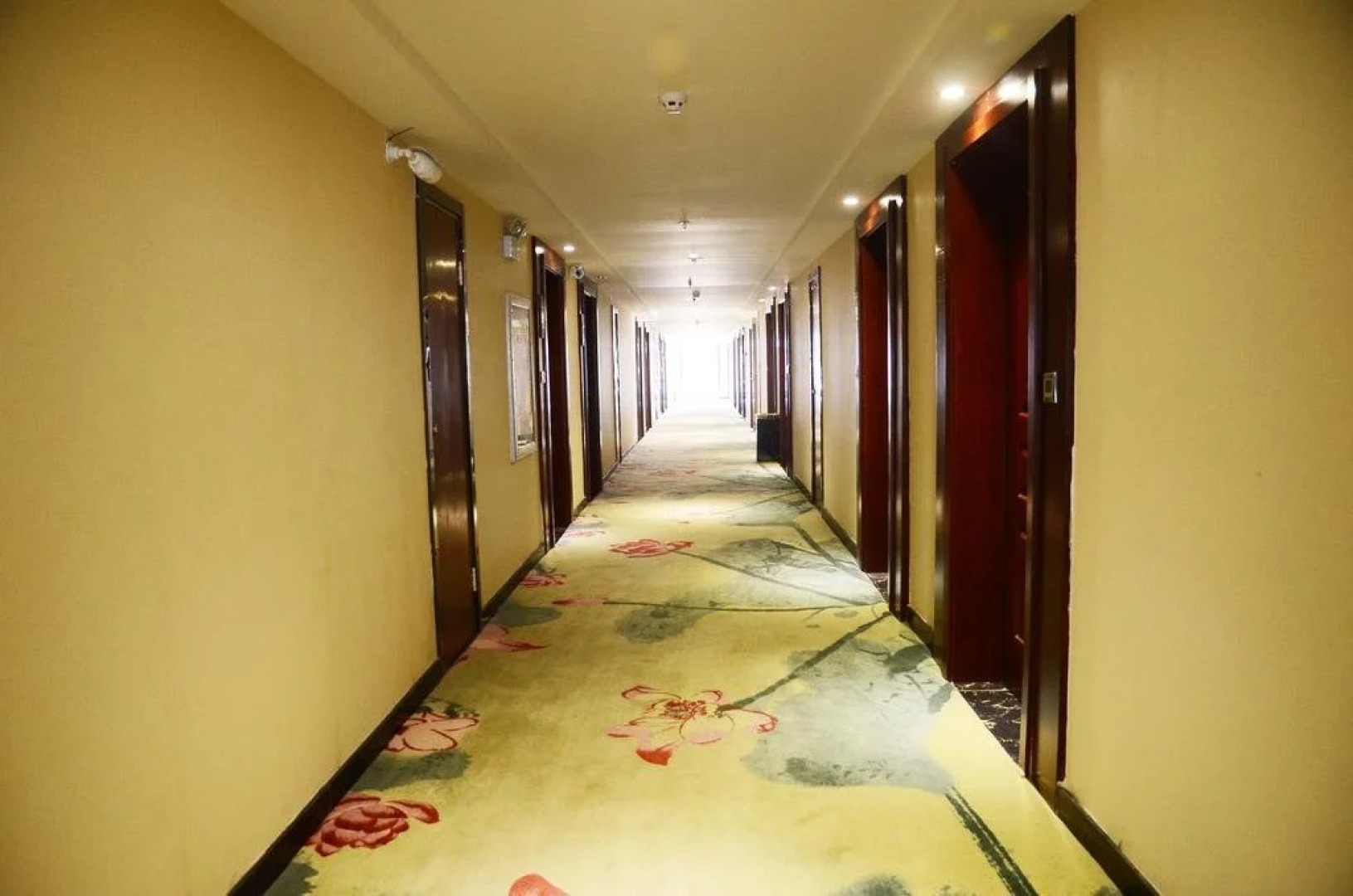 Xiahe Jiusheng international Hotel