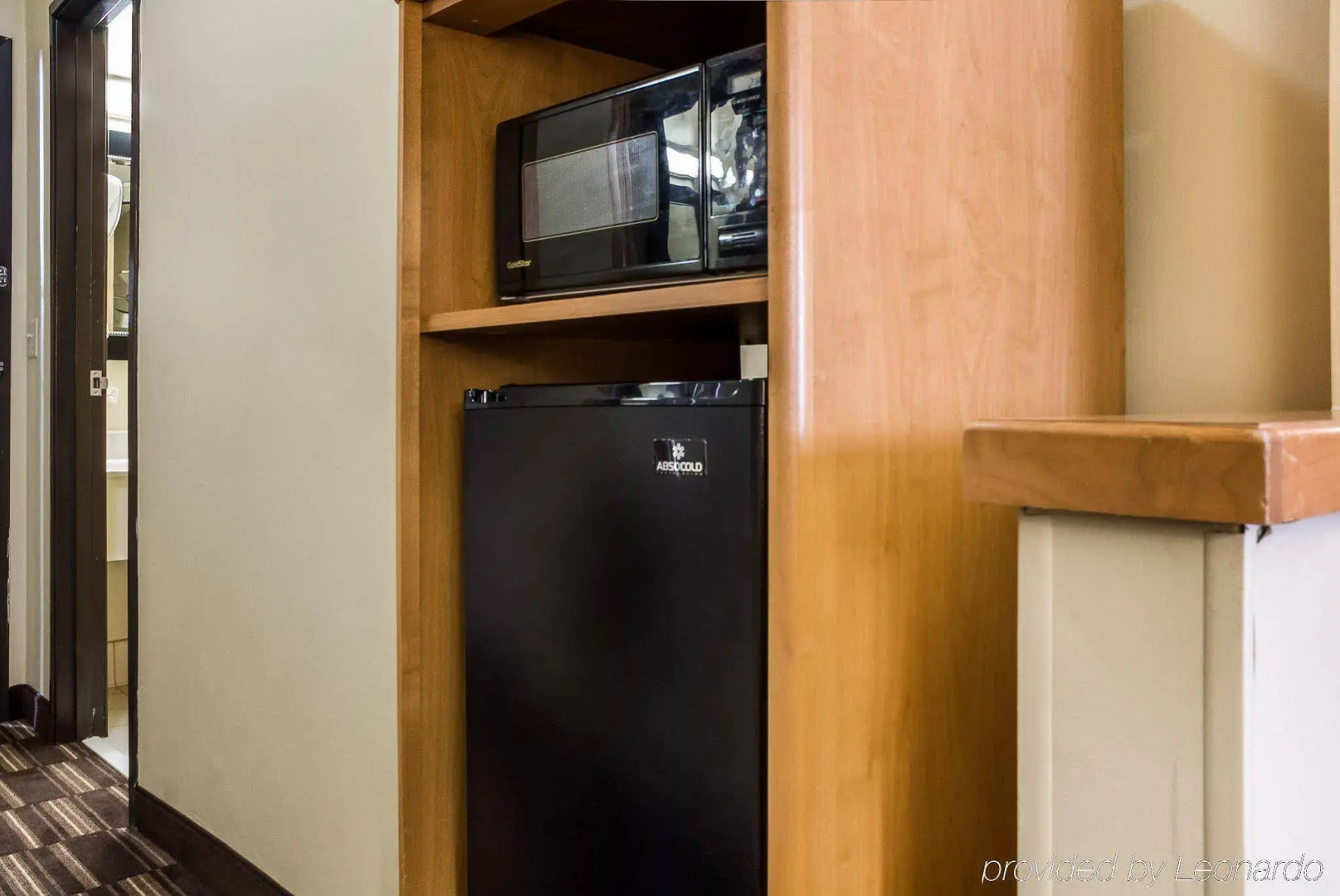 Quality Suites Near West Acres