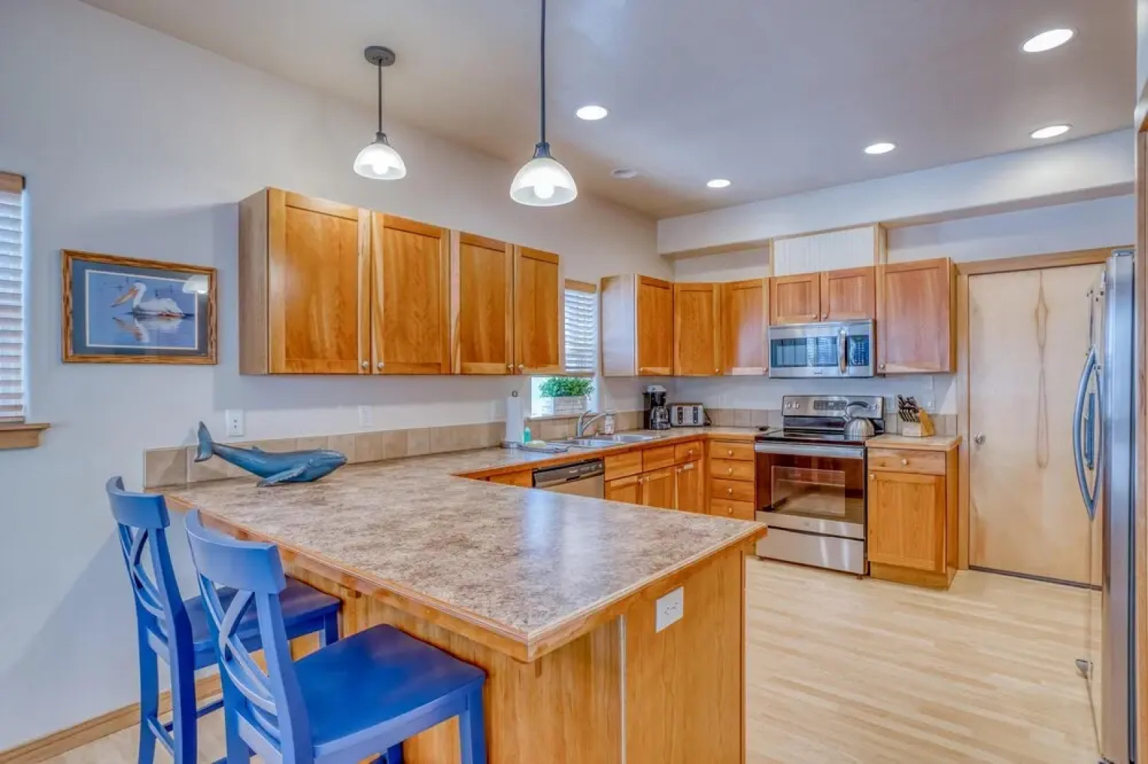 Pelicans Perch Pacific City