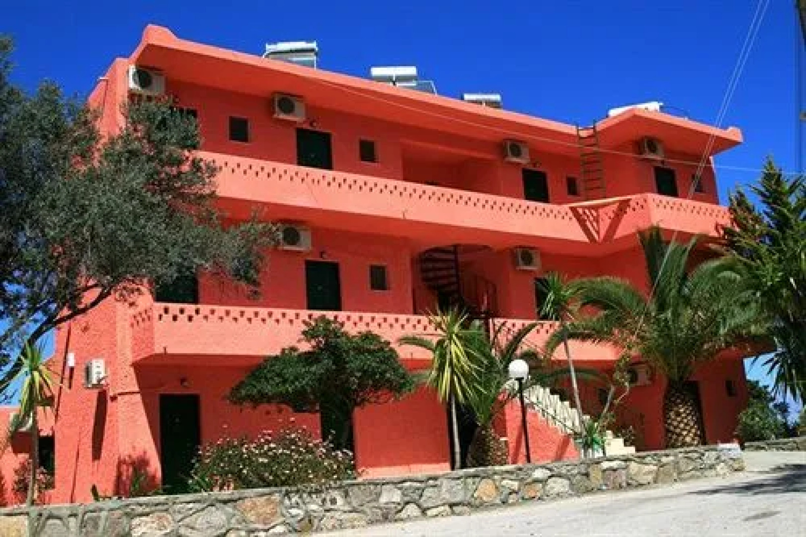Aliki Beach Hotel