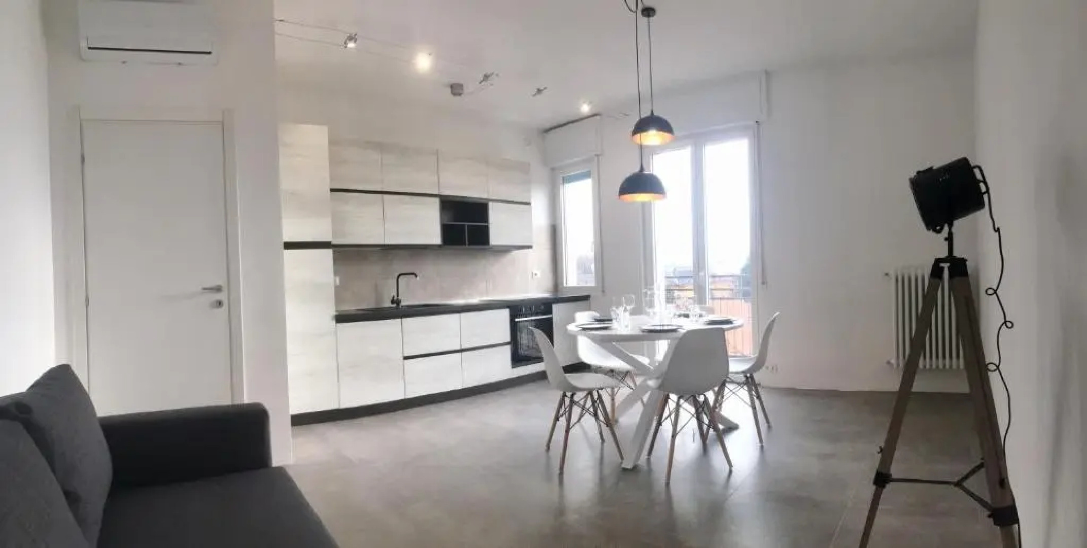 CaseOspitali - CASA LUMIERE bilo panoramico e luminoso - piano 3 NO ascensore