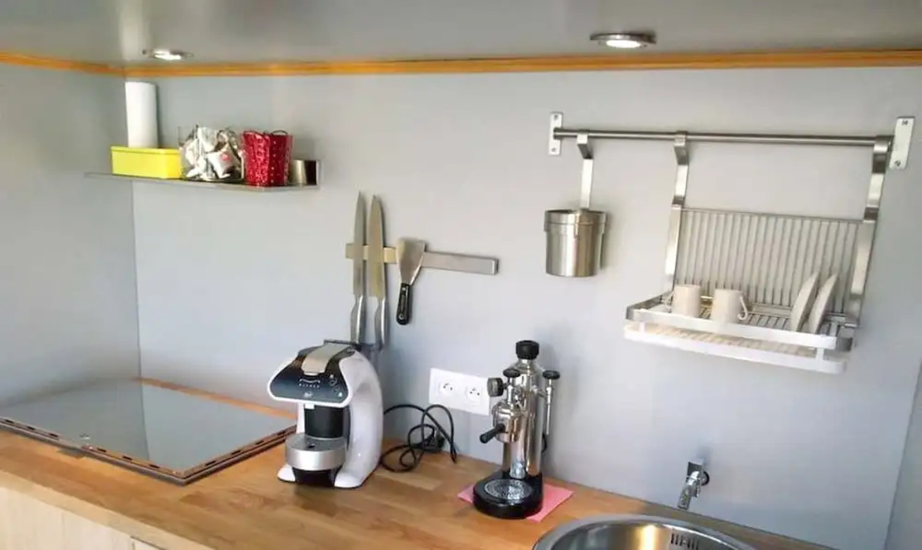 Chalet with 2 Bedrooms in Le Beausset, with Wonderful Mountain View, Private Pool And Enclosed Garden - 8 Km From the Beach