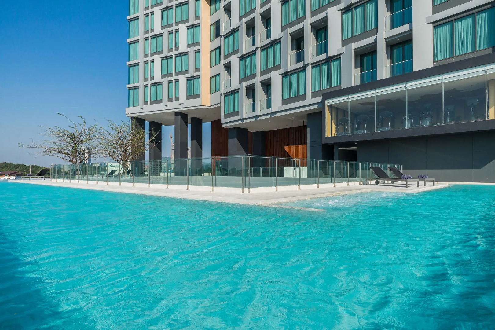 Arize Hotel Sri Racha