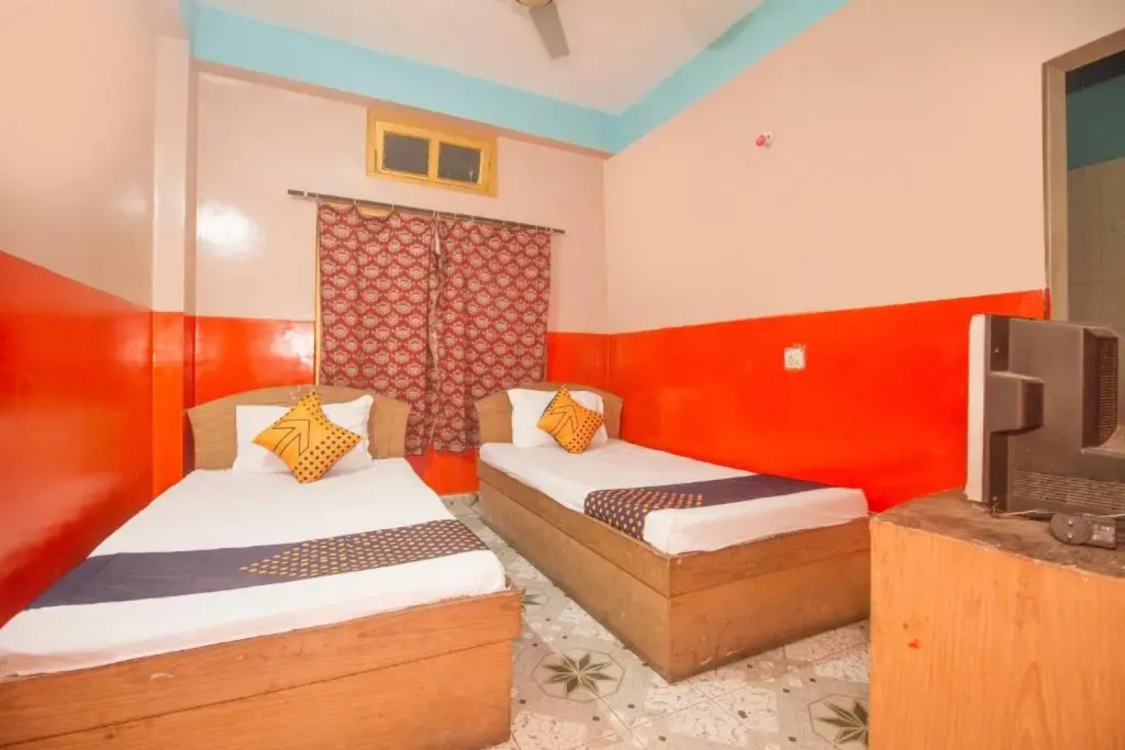 Hotel Chitra by OYO Rooms