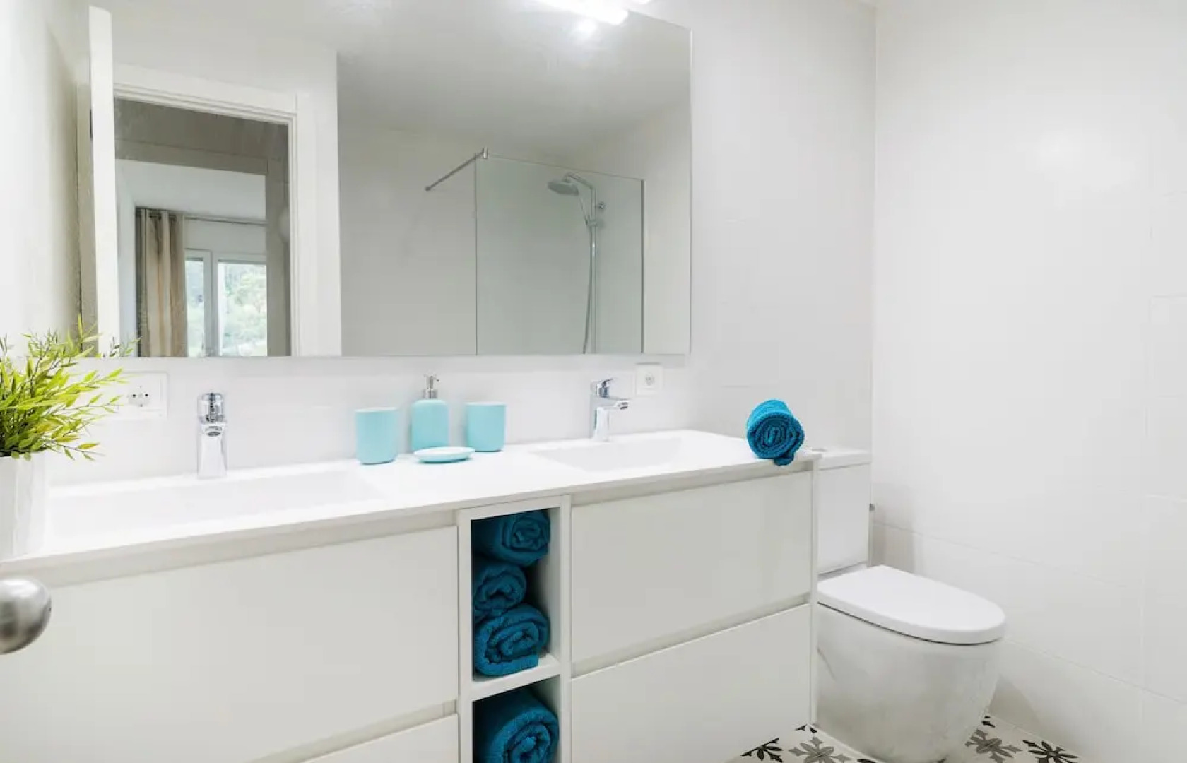 Perla azul - Sa riera begur