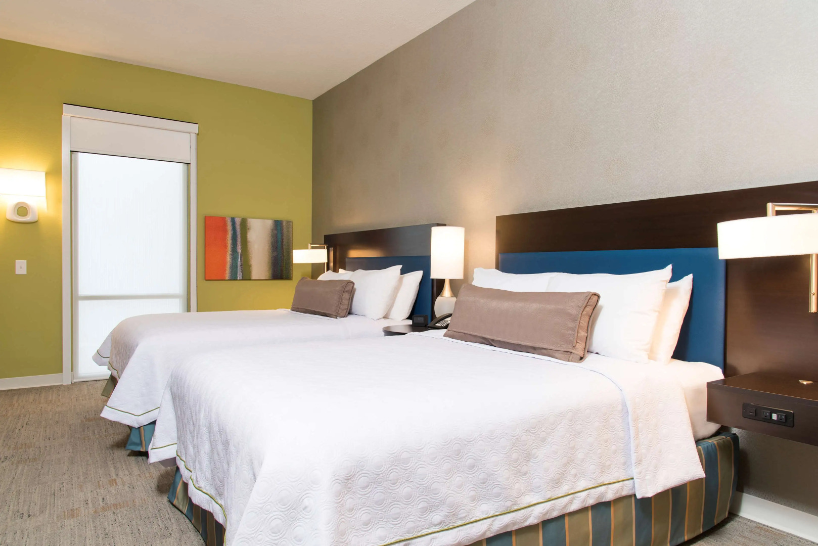 Home2 Suites by Hilton Indianapolis Downtown